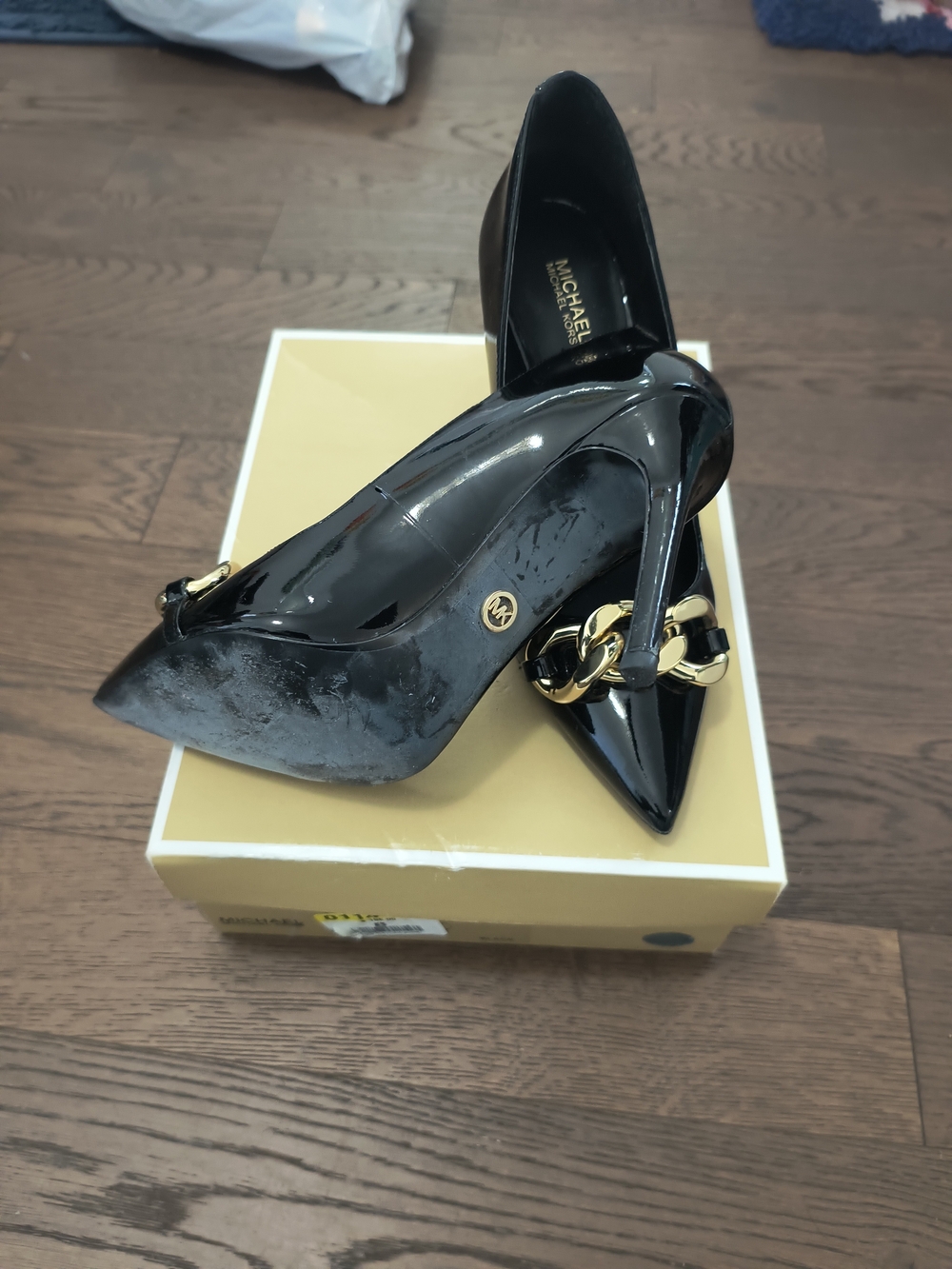 Michael Kors Black Patent Pointed-Toe Pumps with Gold Chain - Picture 5 of 5